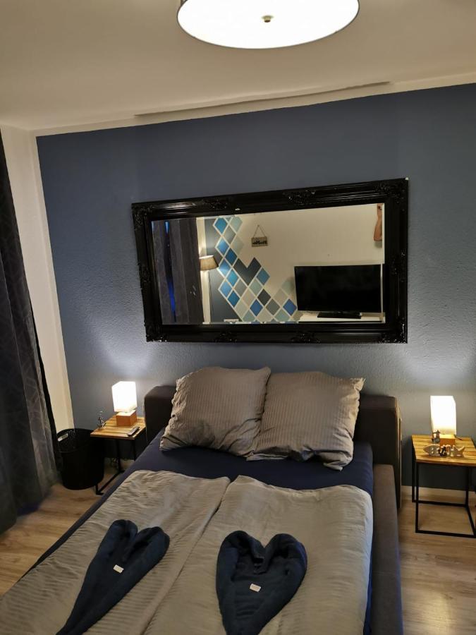 Liebevoll eingerichtete Ferienwohnung - Zentrale Lage - Netflix&Paytv Wilhelmshaven Exterior foto